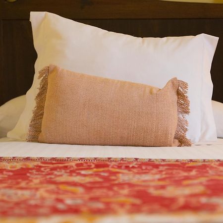 Hospederia Virgen De La Fuente Otel Peñarroya de Tastavins Dış mekan fotoğraf
