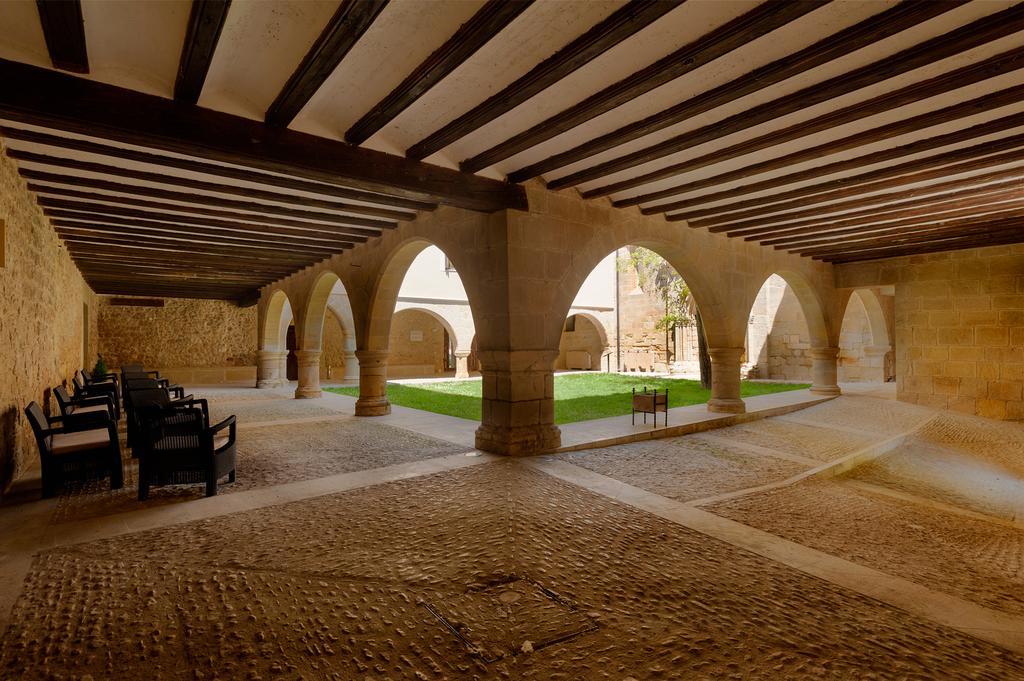 Hospederia Virgen De La Fuente Otel Peñarroya de Tastavins Dış mekan fotoğraf