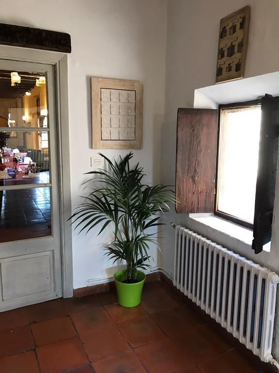 Hospederia Virgen De La Fuente Otel Peñarroya de Tastavins Dış mekan fotoğraf