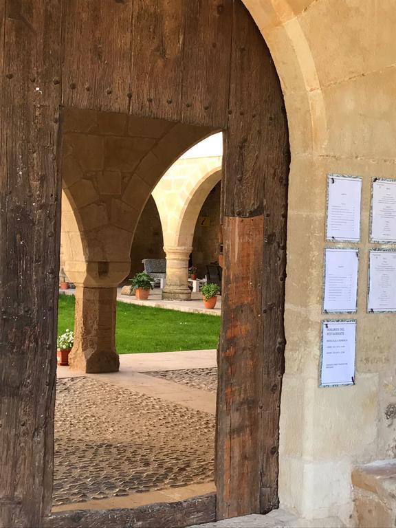 Hospederia Virgen De La Fuente Otel Peñarroya de Tastavins Dış mekan fotoğraf
