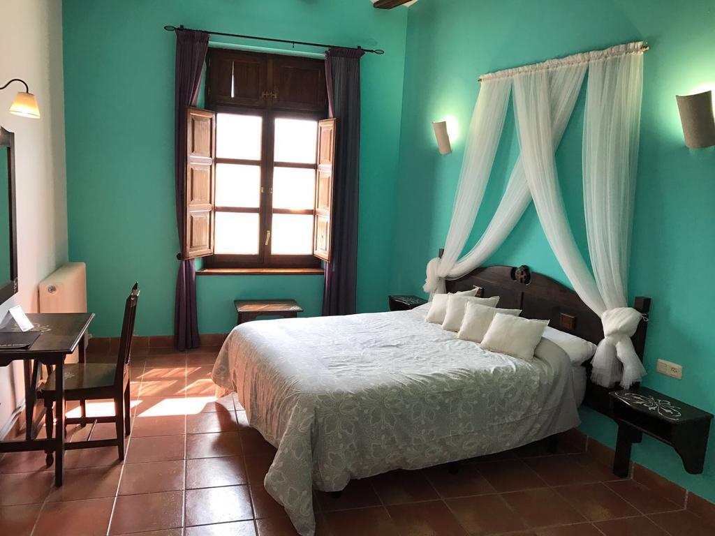 Hospederia Virgen De La Fuente Otel Peñarroya de Tastavins Dış mekan fotoğraf