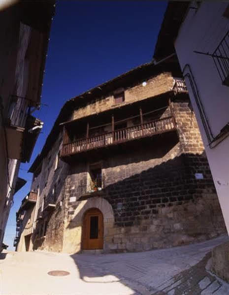 Hospederia Virgen De La Fuente Otel Peñarroya de Tastavins Dış mekan fotoğraf